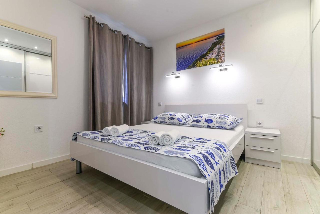 Beach Makarska Apartment Bagian luar foto